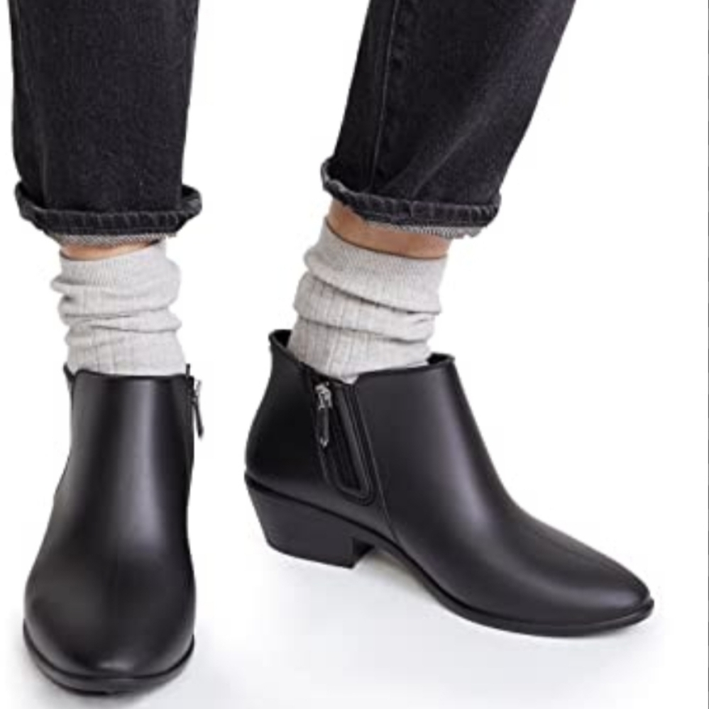 Sam Edelman Petty Rain Booties